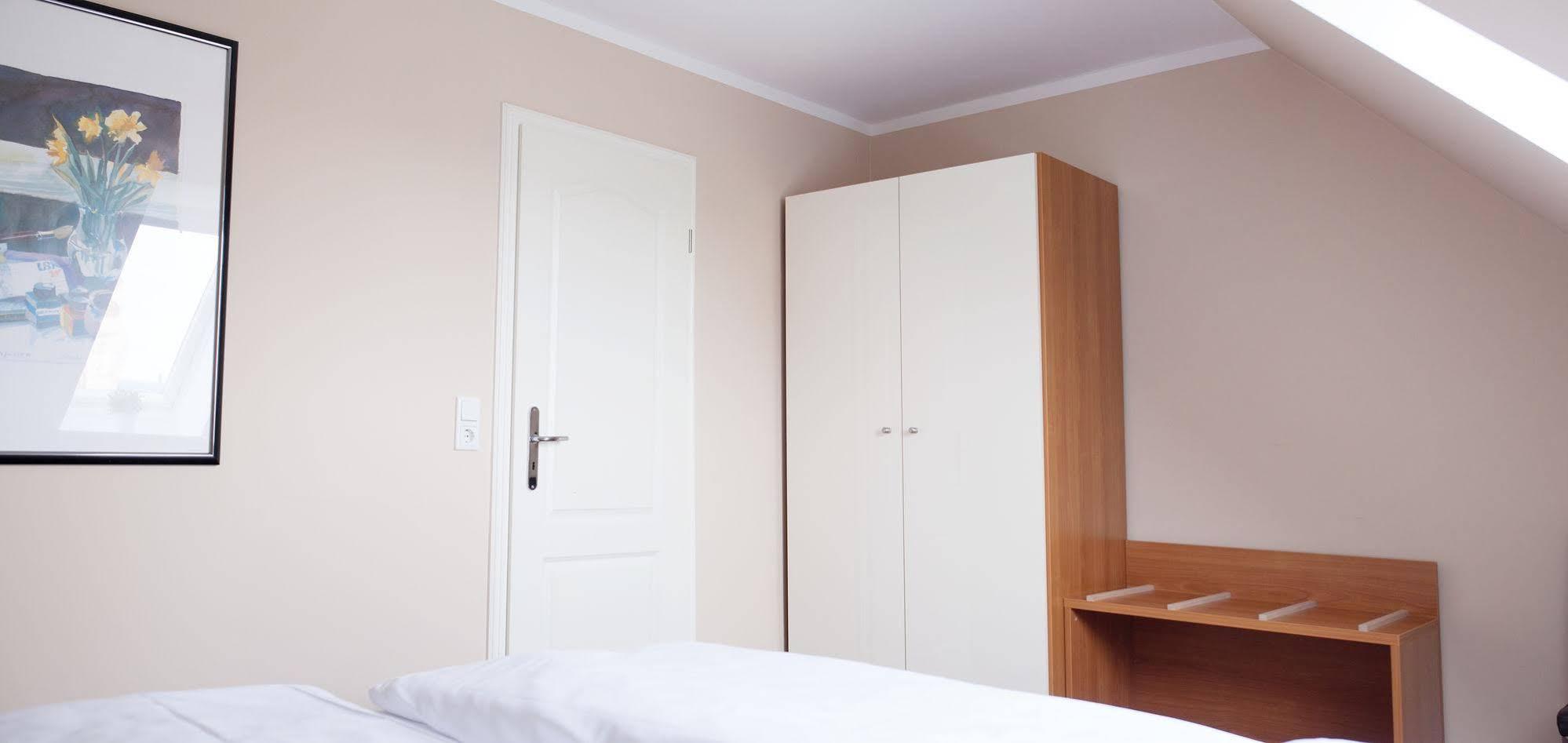 Airport Hotel One Aparthotel Sylt Εξωτερικό φωτογραφία